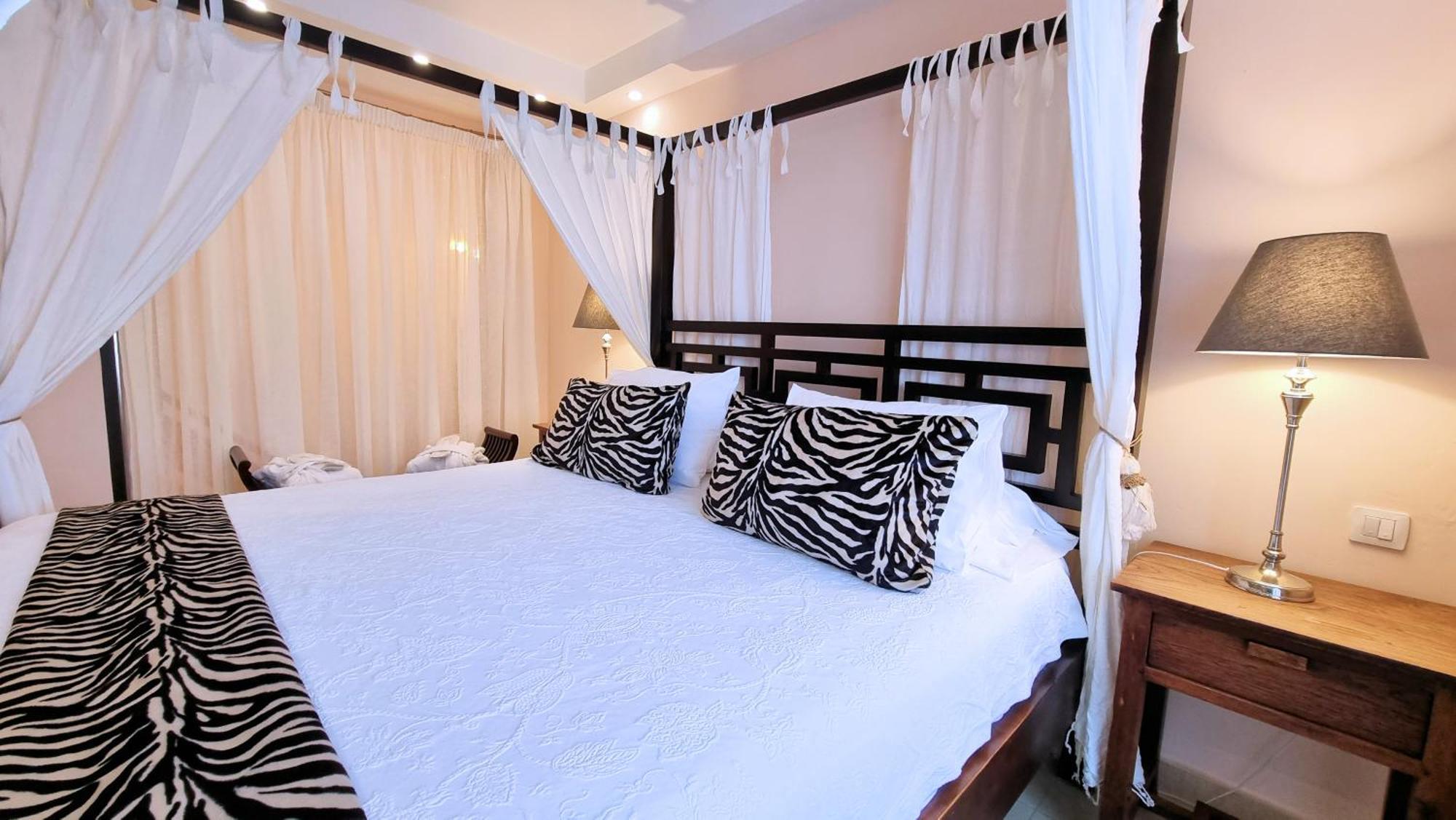 Evita Beach Suites Exclusivas Caleta de Sebo Ngoại thất bức ảnh